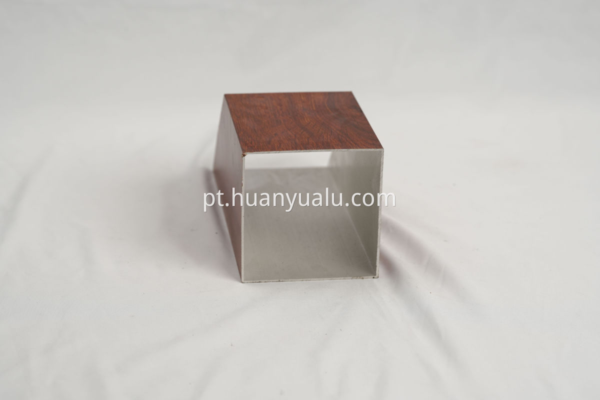 Tubo de impressão de transferência de grãos de madeira Wood grain transfer printing pipe